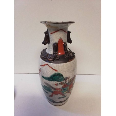 VASE EN L’ÉTAT STYLE NANKIN 