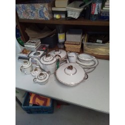 LOT VAISSELLE BAVARIA BORD DORÉ 