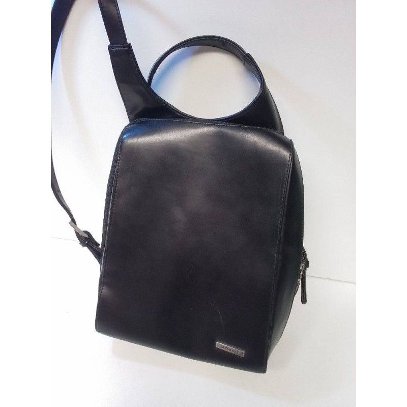 SAC A DOS CUIR NOIR 