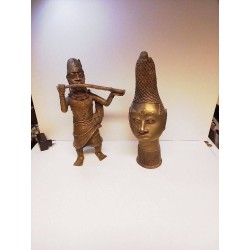 STATUETTE BRONZE AFRICAINE LA PIECE