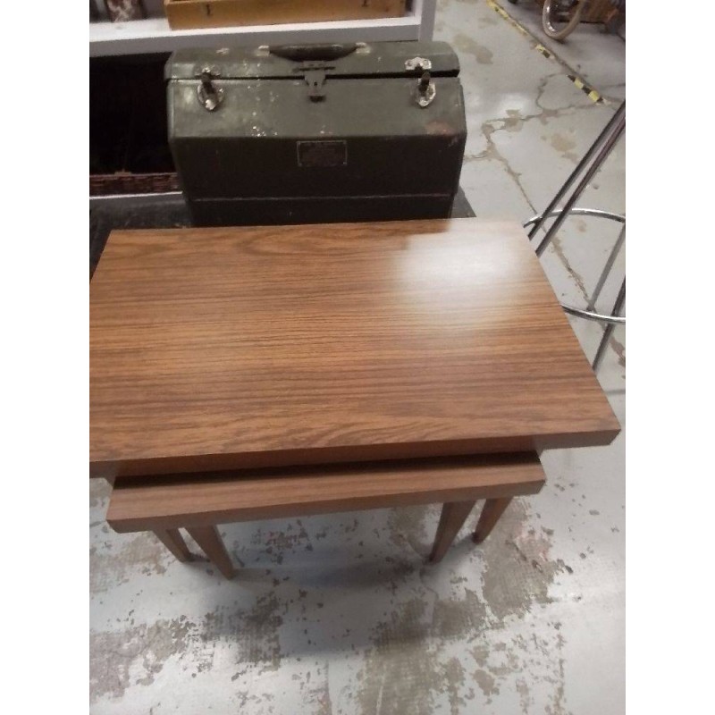 TABLE GIGOGNE 
