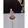 STATUETTE JEUNE FILLE AU MOUTON EN RESINE