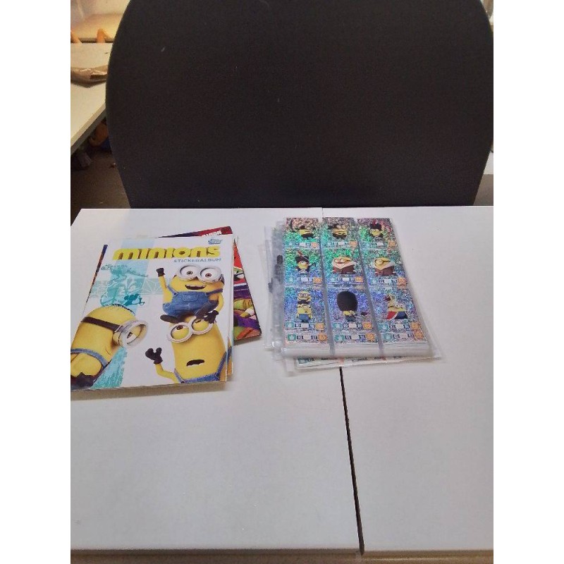 LOT COLLECTION CARTES ET ALBUM STICKER LES MINIONS