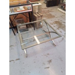 TABLE BASSE CARRE PIED ACIER