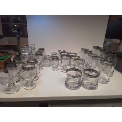 LOT VERRES MURANO GRAVURE FLORALE 