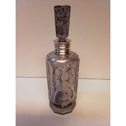 FLACON ANCIEN A MOTIF JAPONISANT EN CRISTAL MAUVE ET ARGENT 800
