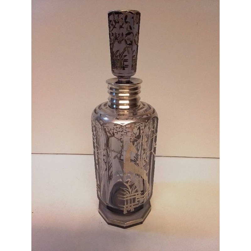 FLACON ANCIEN A MOTIF JAPONISANT EN CRISTAL MAUVE ET ARGENT 800