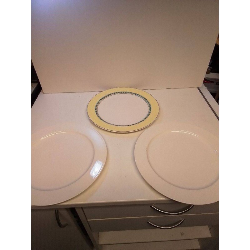 LOT  PLATS VILLEROY BOCH 