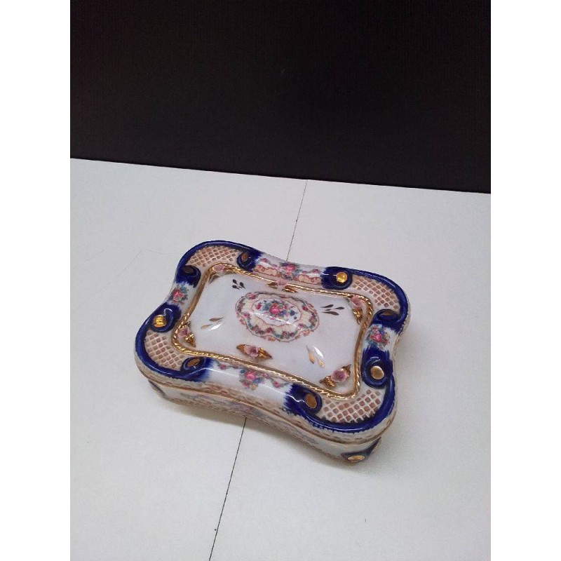 BONBONNIÈRE PORCELAINE PORTUGAISE 