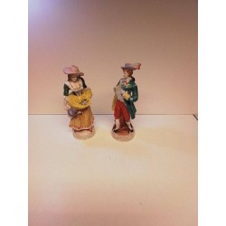 STATUETTE PORCELAINE LA PIECE