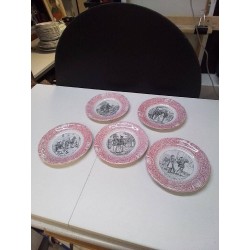LOT D\'ASSIETTES DECORATIVE LES VOLONTAIRES