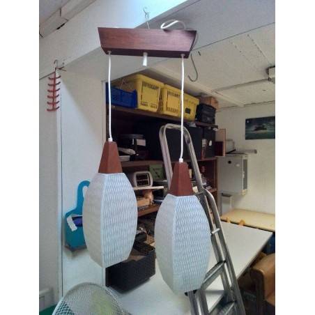 SUSPENSION VINTAGE SCANDINAVE EN TECK 