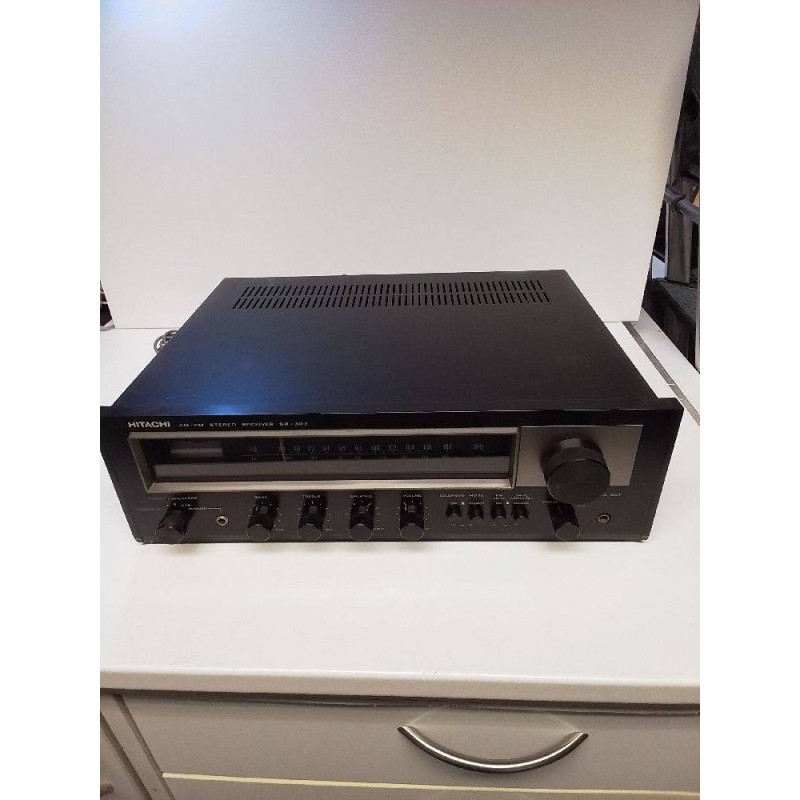 AMPLIFICATEUR STÉRÉO HITACHI 