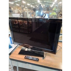 TÉLÉVISEUR + TÉLÉCOMMANDE 