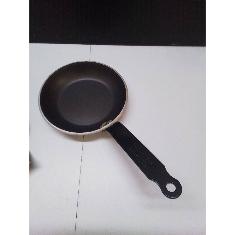 POELE DE BUYER