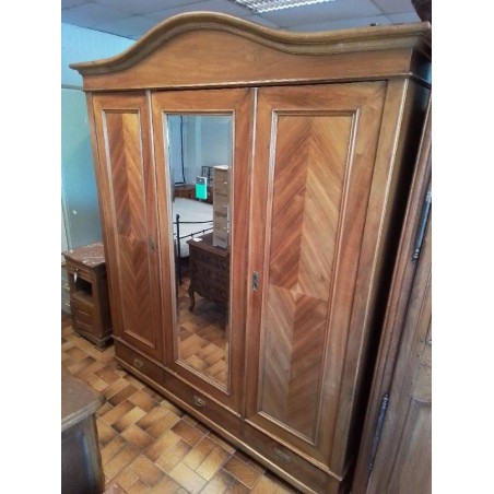 ARMOIRE 3 PORTES 3 TIROIRS 