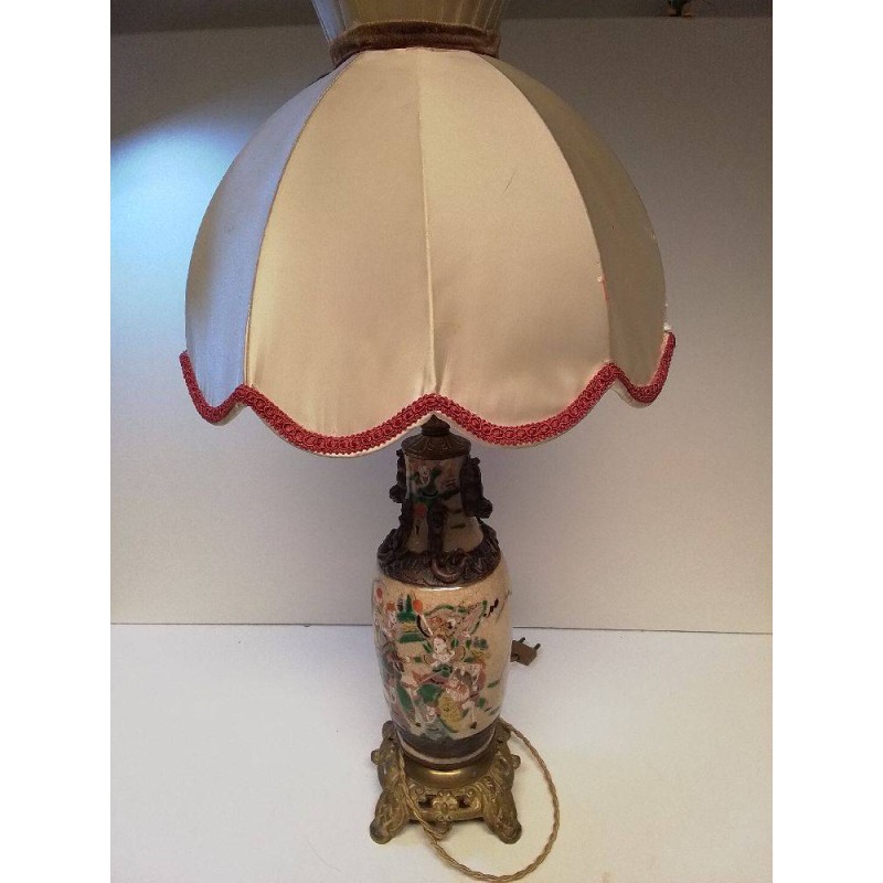 LAMPE A POSER ASIATIQUE 