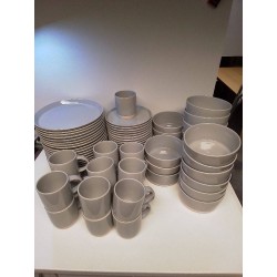 SERVICE MODERNE GRIS 