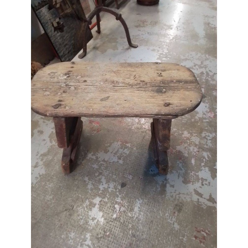 TABOURET EN BOIS 
