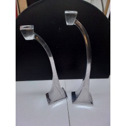 PAIRE DE BOUGEOIRS ALUMINIUM 