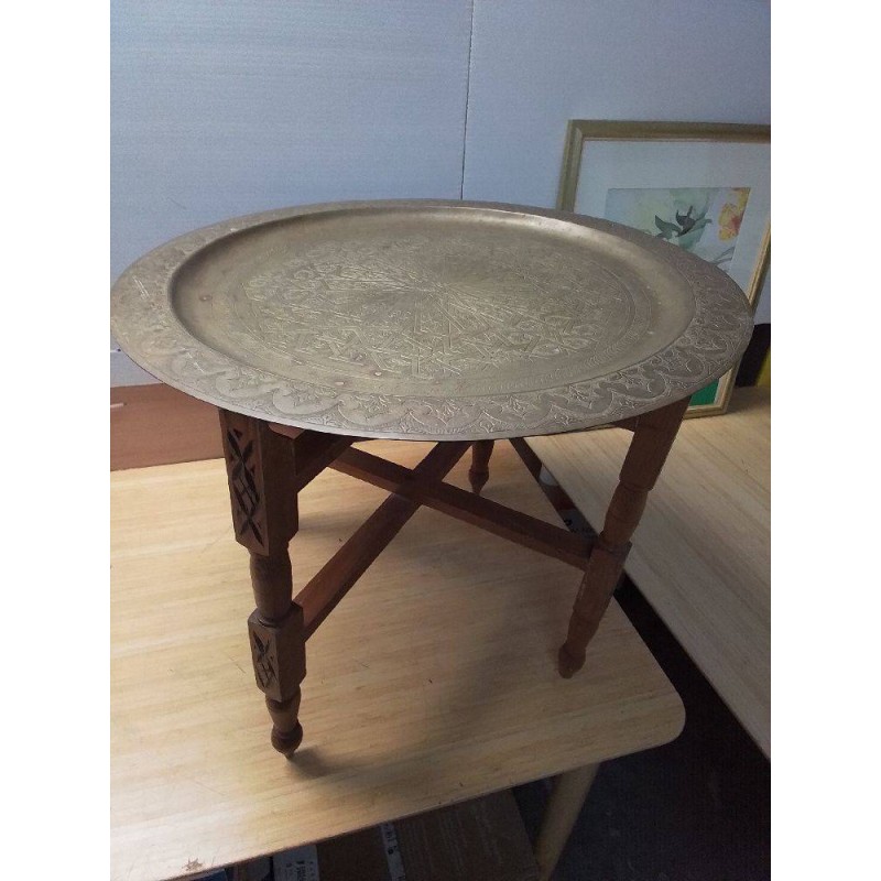 TABLE A THÉ ORIENTAL 