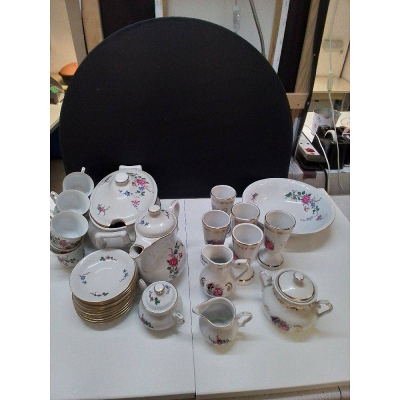 SERVICE POLONAIS MOTIF A FLEURS 