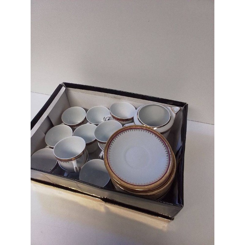LOT VAISSELLE BORD DORÉ 