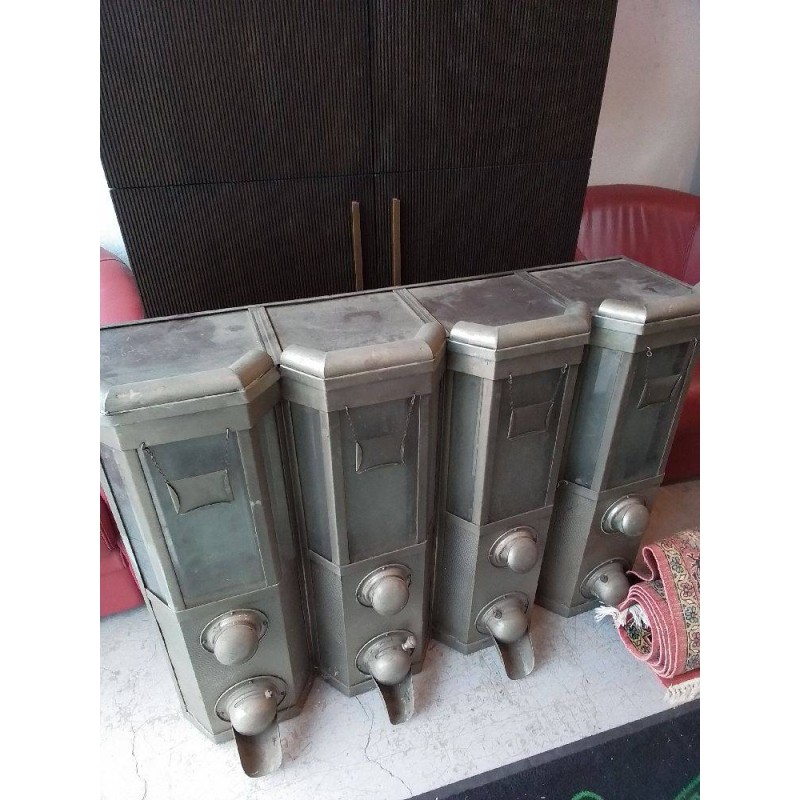 DISTRIBUTEUR A CAFE ANCIEN 