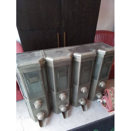 DISTRIBUTEUR A CAFE ANCIEN 