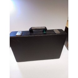 MALETTE + CLE