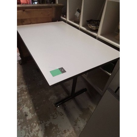 TABLE PLIABLE HOWE