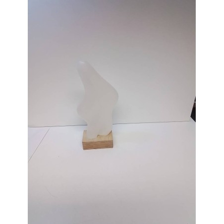 SCULPTURE EN ALBATRE SIGNNE B MANON
