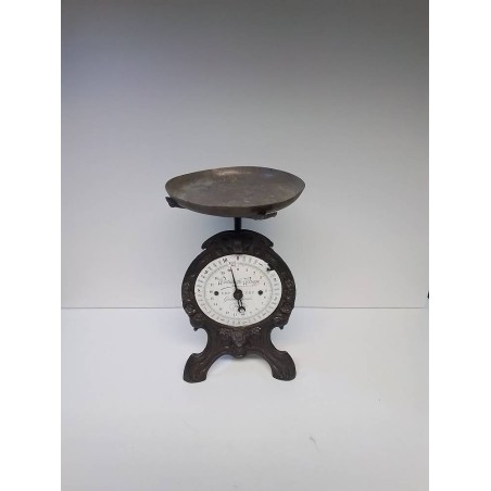 BALANCE ANCIENNE DE CUISINE