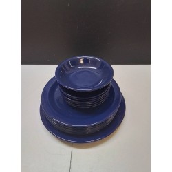 LOT D’ASSIETTES BLEU 