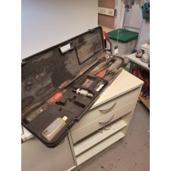MARTEAU PIQUEUR SUR COMPRESSEUR 