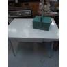 TABLE EN FORMICA + 2 ALLONGES 