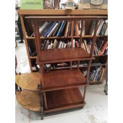 ETAGERE EN BOIS 