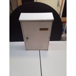 BOÎTE AUX LETTRES BLANCHE 