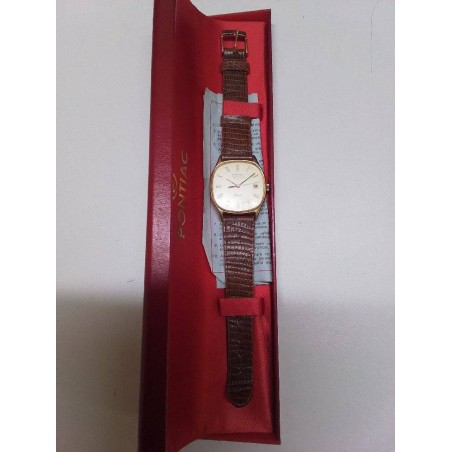 MONTRE PONTIAC 