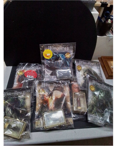LOT FIGURINES PLOMB...