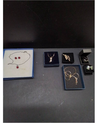 BIJOUX FANTAISIE LA PIECE 