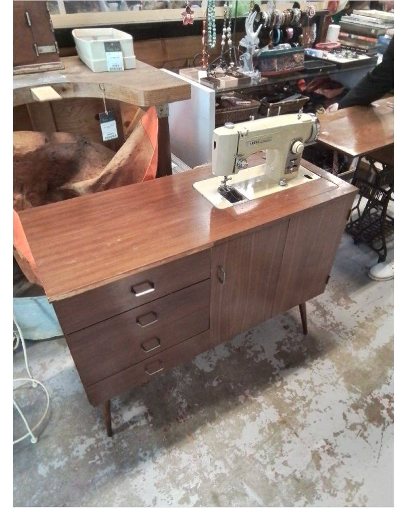 MACHINE A COUDRE IDEAL AUTOMATIK