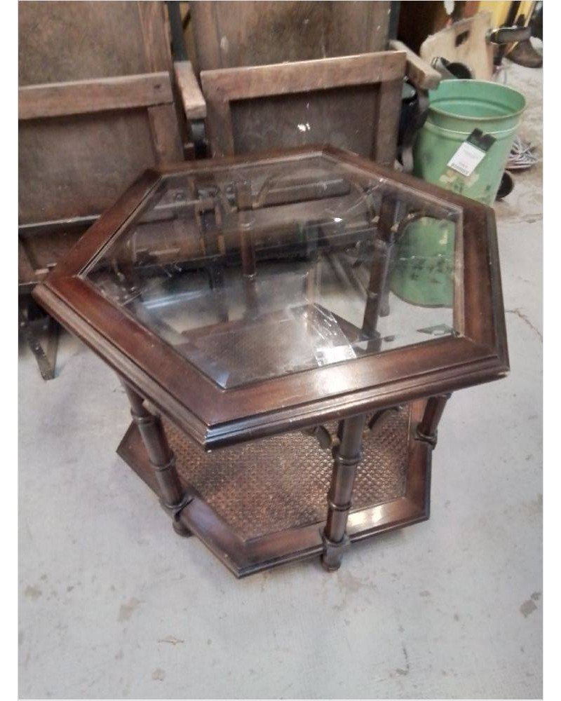 TABLE HEXAGONALE VERRES BISEAUTÉS 