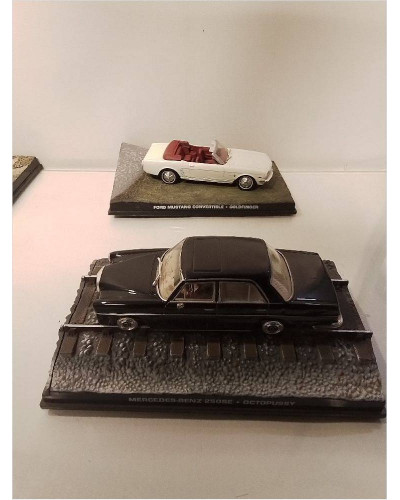 VOITURE COLLECTION MINIATURE 
