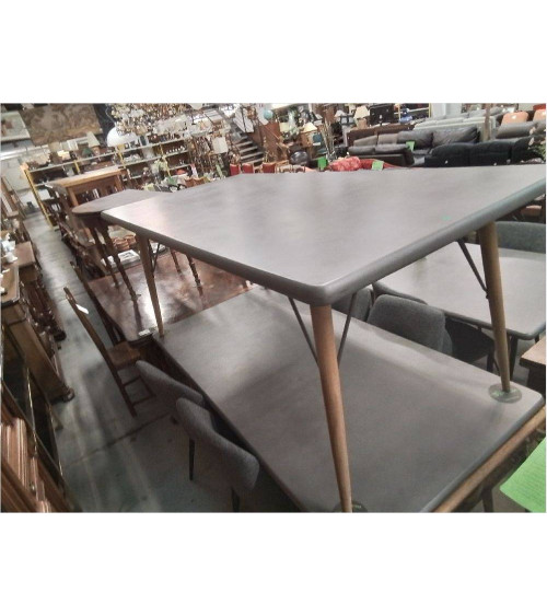 TABLE FACTORY KARE DESIGN