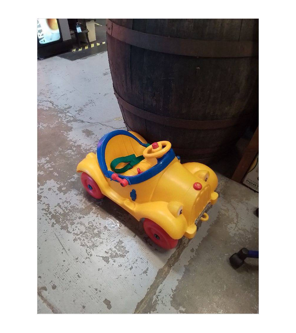 JOUET VOITURE JAUNE 