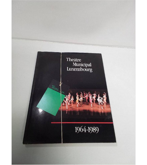 LIVRE THEATRE MUNICIPAL...