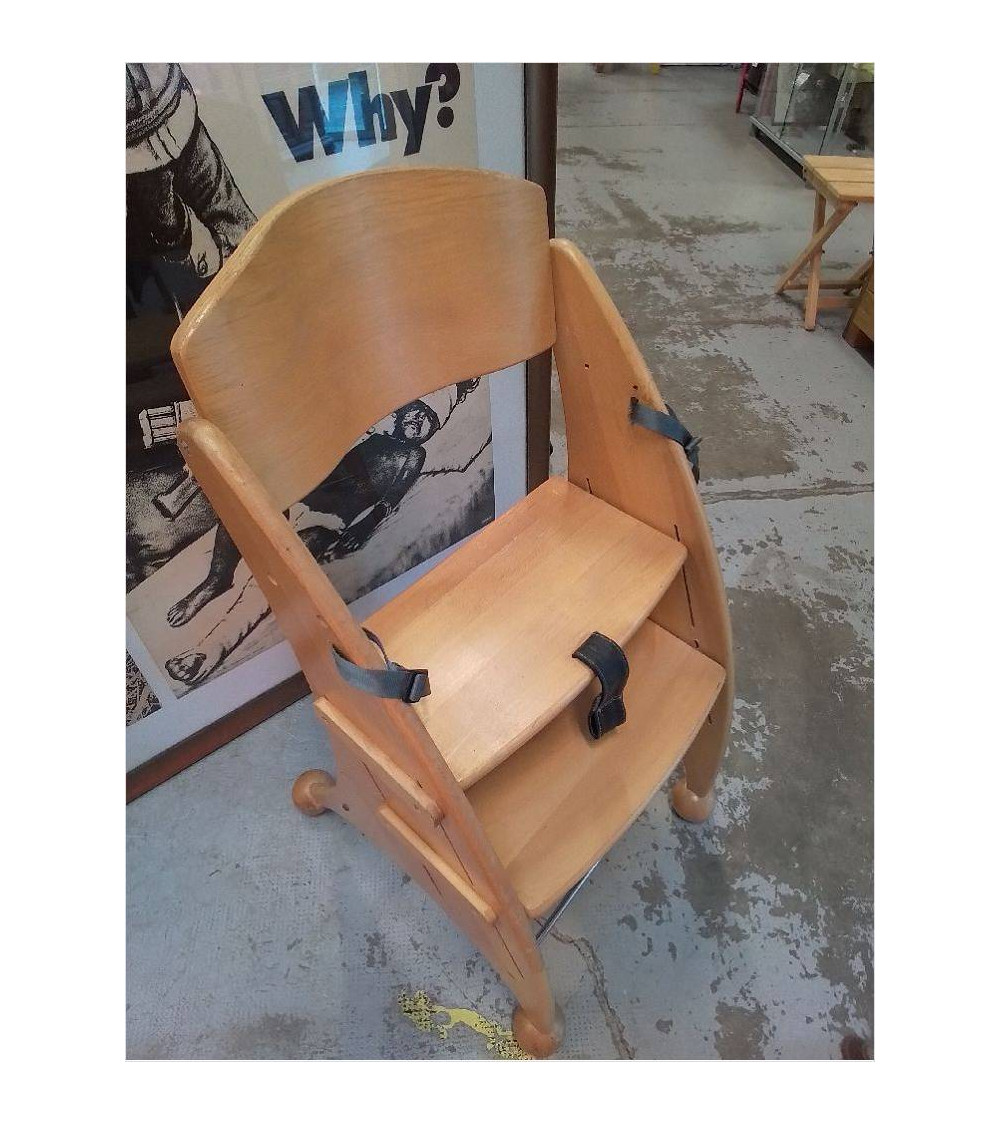 CHAISE HAUTE EN BOIS 