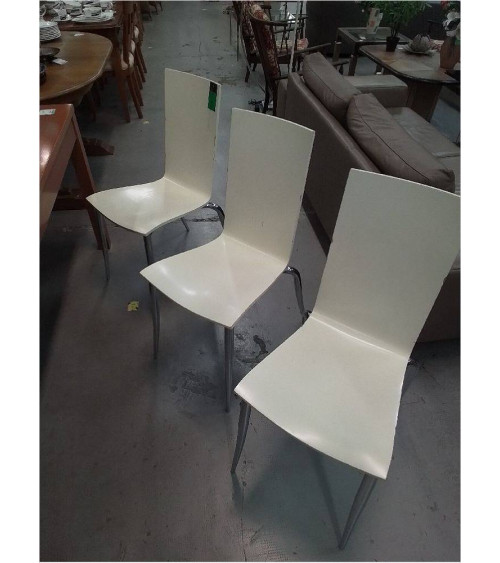 LOT 6 CHAISES STARCK BLANCHE
