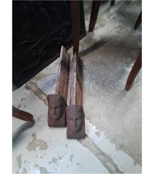 PAIRE DE CHENETS